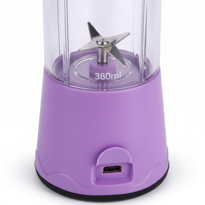 Detalle técnico: cuchillas de acero inoxidable y puerto de carga USB